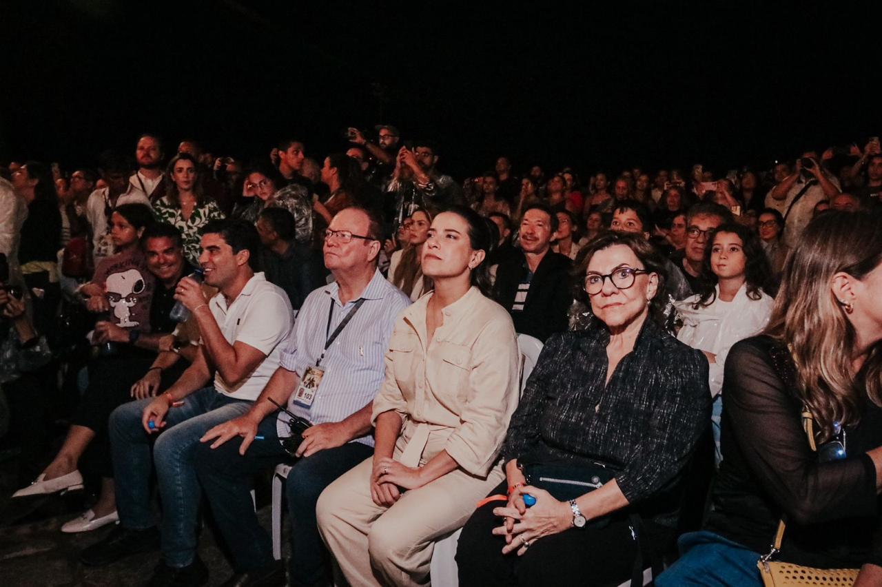 Na 56ª edição da Paixão de Cristo de Nova Jerusalém, governadora Raquel Lyra destaca tradição turística e cultural do espetáculo