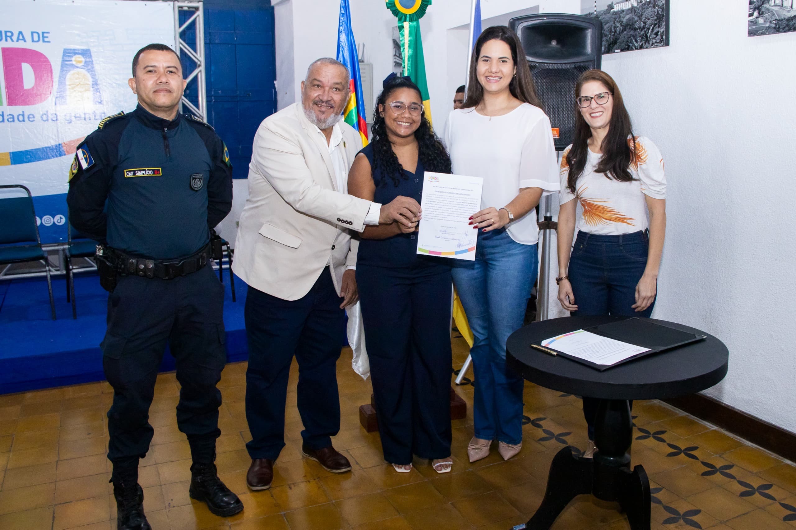 Mirella reforça segurança com a posse de 17 novos guardas municipais